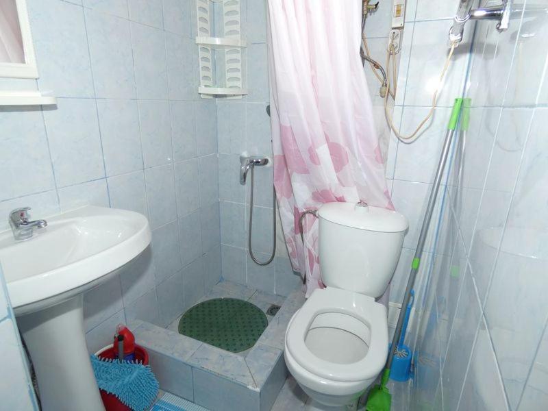 Квартира В Пицунде На Агрба 19 К1 Apartment Pițunda Exterior foto